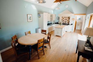 Lower Bubbleton Tenby - Penally - 2