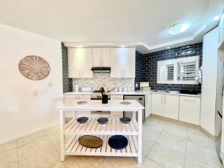 Aruba Breeze 09 - Jeffreys Bay - 3