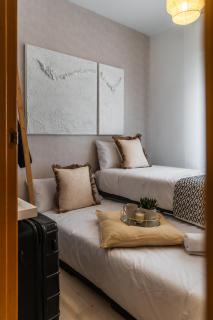 tuGuest Station with Parking - 8