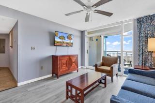 Sun-filled Beachfront 2BR Condo at Dunes Village Resort - Myrtle Beach - 3