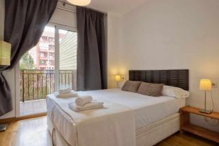 Comfortable 4 rooms 2Bath w balcony - Barcelona - 7