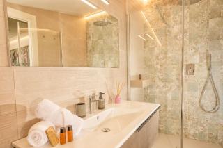 Palazzo Falcinelli Luxury Room in Montepulciano Center with Air Conditioning and Elevator - 2