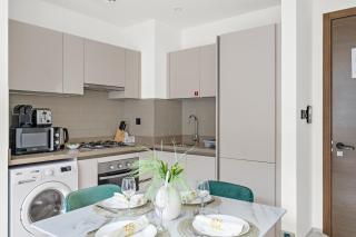 New 2 bedroom in Meydan - Green Area - Dubai - 8
