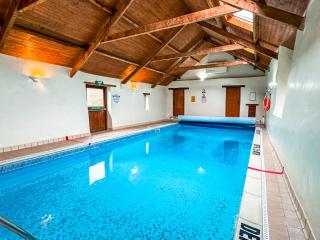 Juniper Cottage, Triscombe Farm Cottages - 3