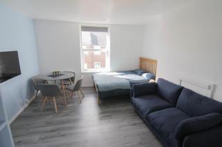 Beautiful 1 Bedroom Central Flat - Leamington Spa - 0