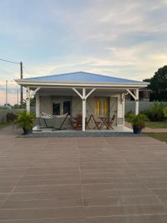 Les Terrasses de Vinty 3 villas autour d'une piscine - Sainte-Rose - 0