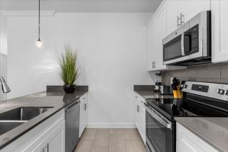 5 Bedrooms- 4 Bathrooms- Storey Lake 2584 Rt - Kissimmee - 2