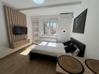 Perfect cube - Novi Sad - 7