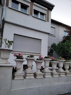 Monteur-, Ferienwohnung mit Balkon in Hanau bei Frankfurt und Aschaffenburg - Hanau am Main - 8