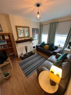 Private Home Titanic History - Belfast - 8