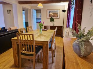 Barnyard Cottage - 6