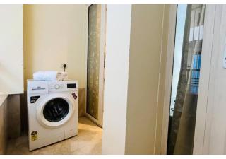 BluO 4BHK Safdarjung Enclave - Lift & Balcony - 4