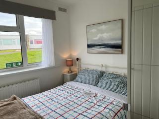 CHINE COTTAGE self-catering coastal bungalow in rural West Wight - Freshwater - 5