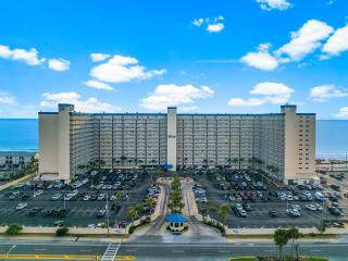 Regency Towers by Panhandle Getaways - Panama City Beach - 0