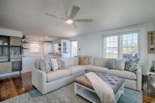Stunning Waterfront Views Beach steps away - Wellfleet - 3