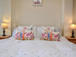 2 Bed in Aberdovey 53792 - Llwyngwril - 3