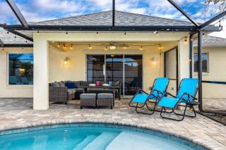 Salt Water Heated Pool, Sleeps 6 - Villa Soak Up the Sun - Roelens Vacations - Cape Coral - 8