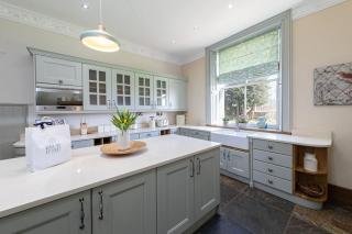 Magnificent Period Country House - Rothley - 1