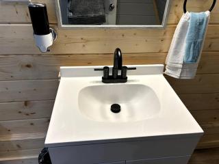 Fresh Air Cabin - Secluded 1 Acre 2Bd, 2Bth - Dogs Allowed - Ellijay - 3