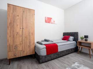 Livemore24 - Apartment 1 in Duisburg WLAN - Smart-TV - 24-7 Check-in und Küche - Duisburg - 4