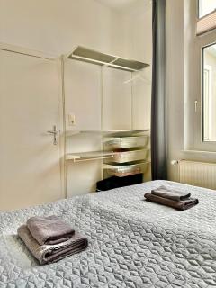 Geräumiges City-Apartment mit 2 Badezimmer und Parkplätzen D46-OG - 7