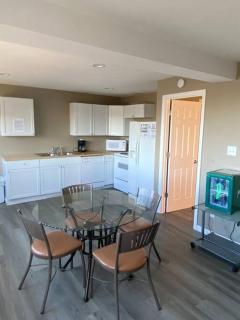 Villa #3 Sleep 6-Bachelor/Bachelorette Parties! - Lake Ozark - 7
