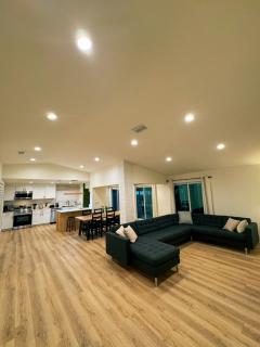 Family Friendly 4Bedroom, 3Bathroom, Hot Tub, BBQ, near Everglades, Miami MetroZoo - 7