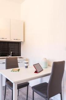 Vitruvio Flexyrent studio A.C. - Mailand - 1