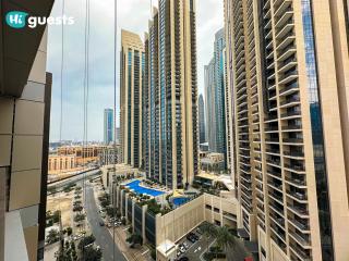 HiGuests - Royal 2BR Apt With Balcony Near Burj Khalifa - Dubai - 6