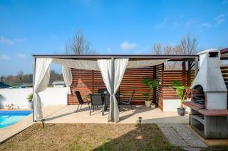 Charming Apartments Rose 1&2 with pool - 9