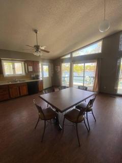 Honeysuckle-bachelor/bachelorette parties welcome! - Stausee Lake of the Ozarks - 3