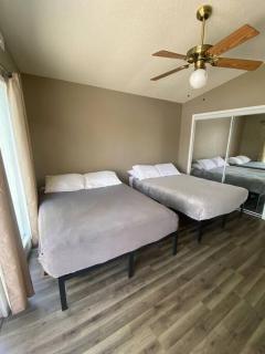 Honeysuckle-bachelor/bachelorette parties welcome! - Lake Ozark - 2