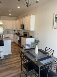 Embrace the Harmony of Nature and Urban Living - Concord - 6