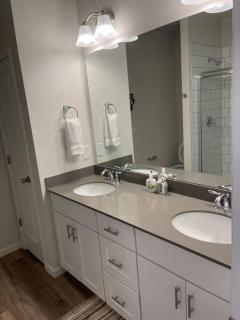 Embrace the Harmony of Nature and Urban Living - Concord - 4