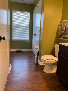 Peaceful Hideaway Fully Stocked Entire Home - Concord - 4