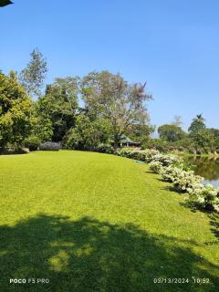 Sansai Lakeville - 2