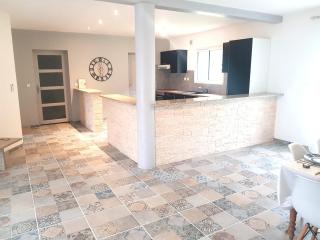 Appartement spacieux et confortable à Clermont-Dessous, terrasse - Clermont-Dessous - 3