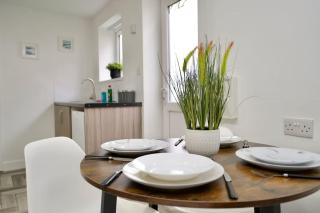 Matlock Studio 7 - Coventry - 3