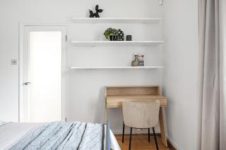 Stylish 2 Bed 2 Bath - Private Garden - 3