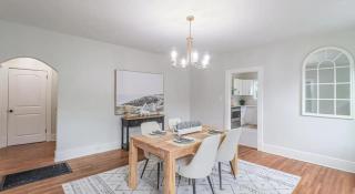 Modern Chateau Remodeled Home Close to Downtown - Mobile - 4