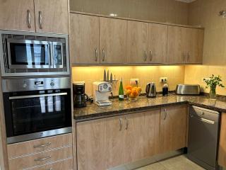 Marvelous Ador Dream Villa with Wifi, 3 Bedrooms And Swimming Pool - Ador - 8
