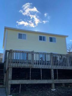 Lakeshore-Bachelor/Bachelorette Parties welcomed! - 3