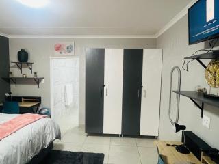 N and J place - Kimberley - 5