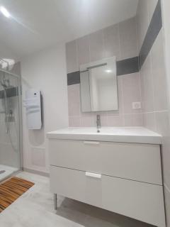 Nyons : appartement refait à NEUF - 4