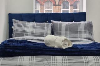 2 Bed Cosy Flat close to Bus & Tube Station - Londra - 9