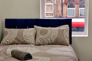 2 Bed Cosy Flat close to Bus & Tube Station - Londra - 3