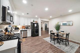 Peaceful Abode in Convenient Baytown Location - 8