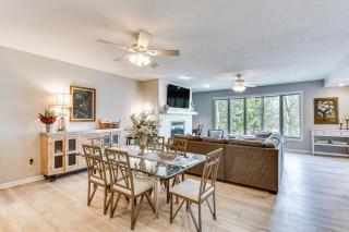 Lake Keowee Resort Condo Pool, Beach, Golf Access - Salem - 4