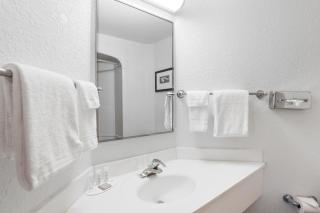 Super 8 by Wyndham Sault Ste. Marie - Sault Ste. Marie - 8