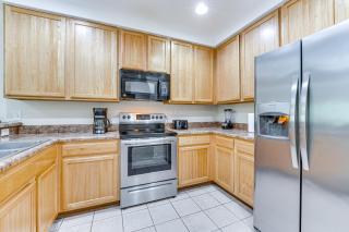 2 Mi to Animal Kingdom: Kissimmee Resort Condo! - 6